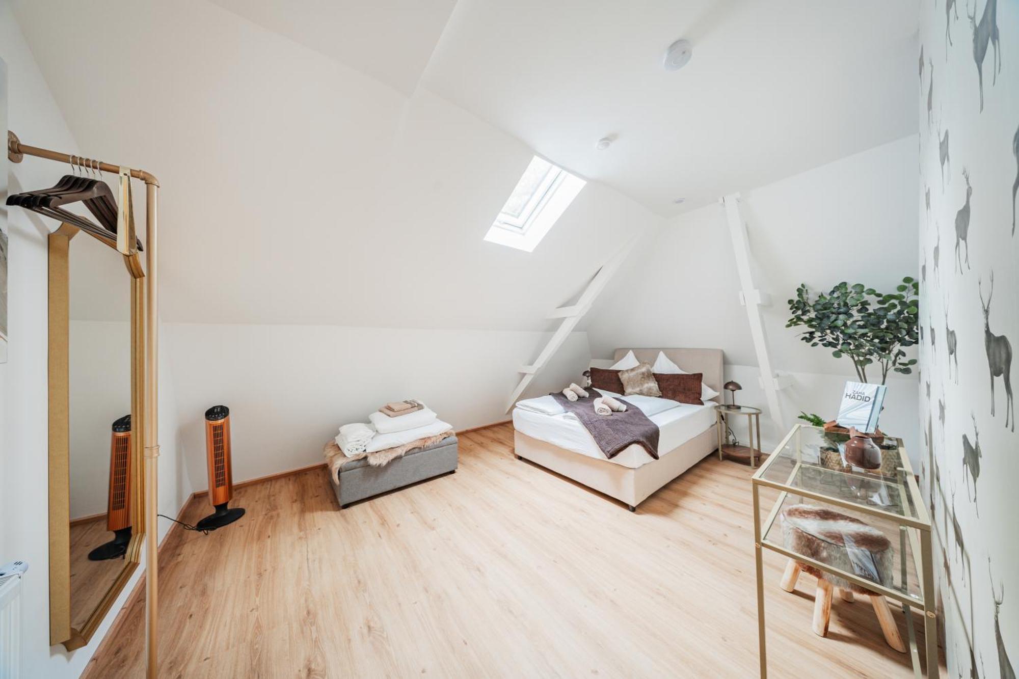 The Peak By Home1 Hostel