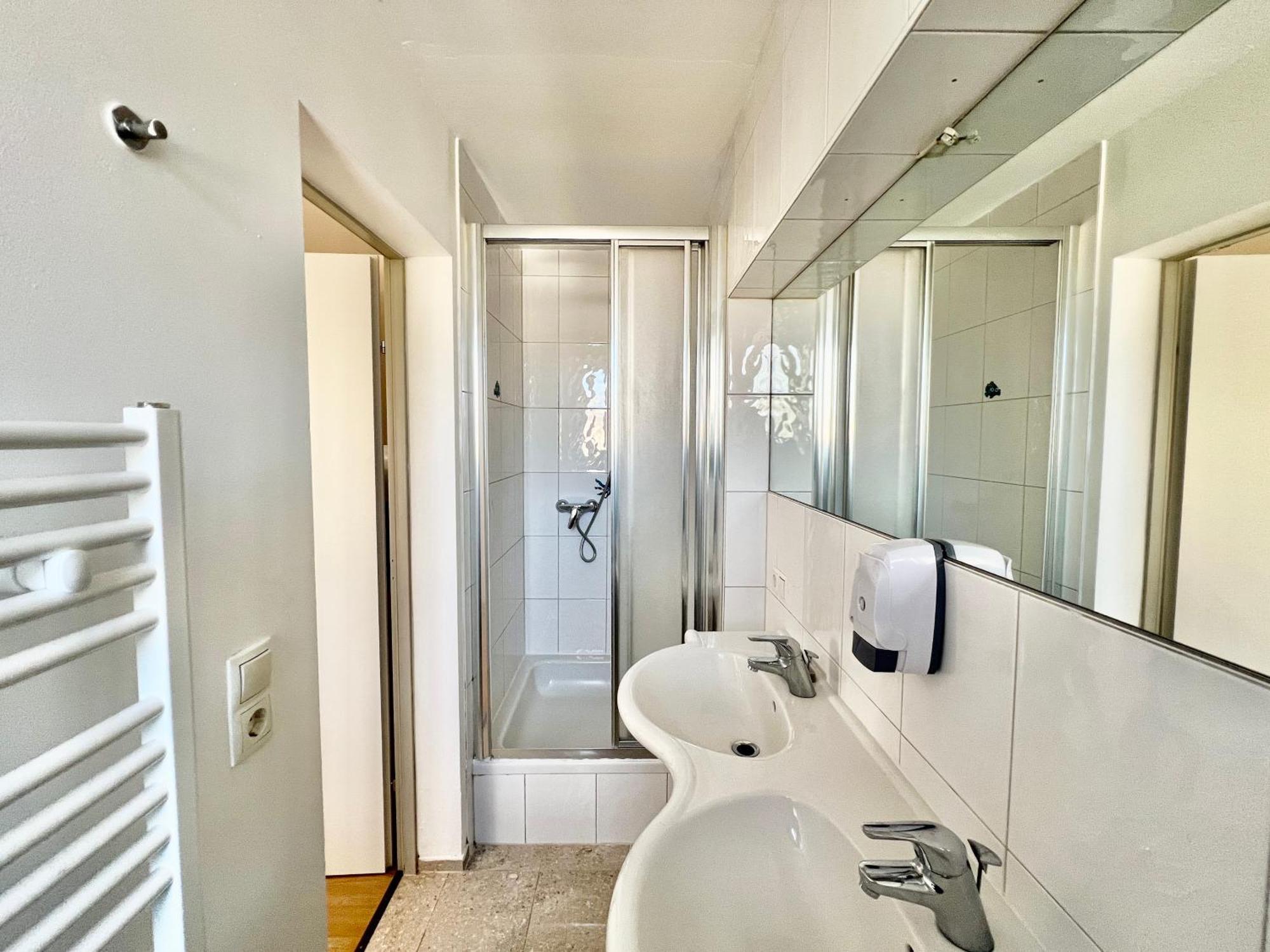 4 Min 30 Days Apartment