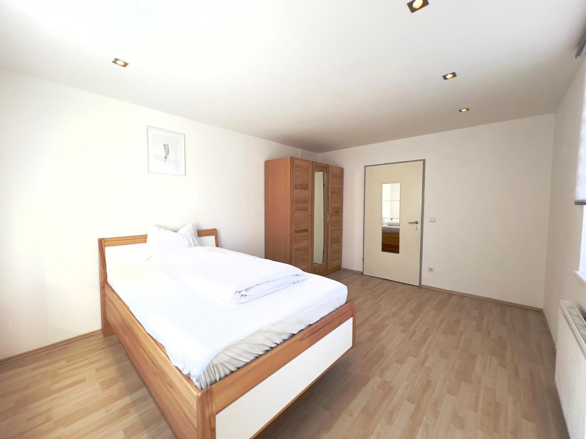 4 Min 30 Days Apartment
