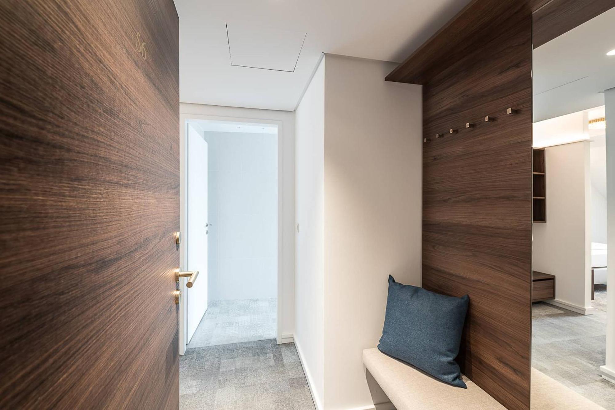Mondschein Hotel 4*