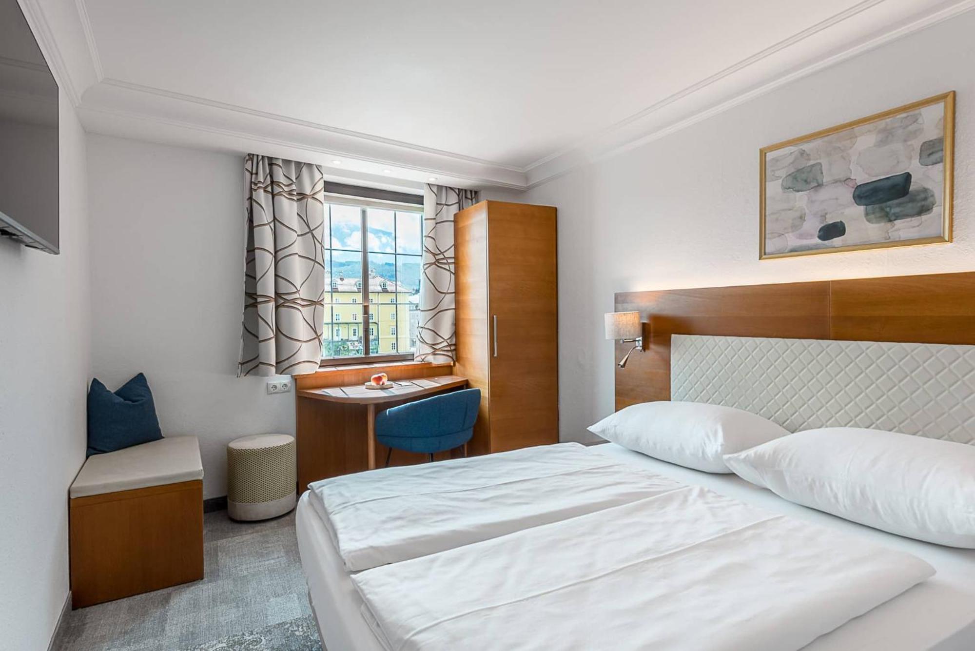 Mondschein Hotel 4*