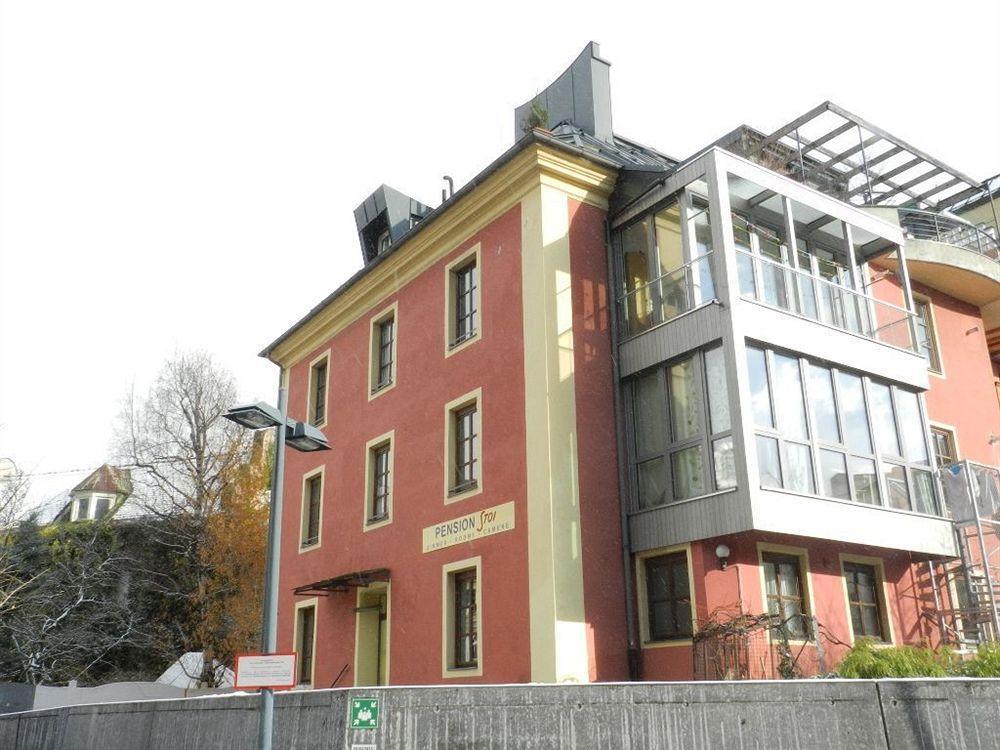 Stoi Budget Hotel 2*