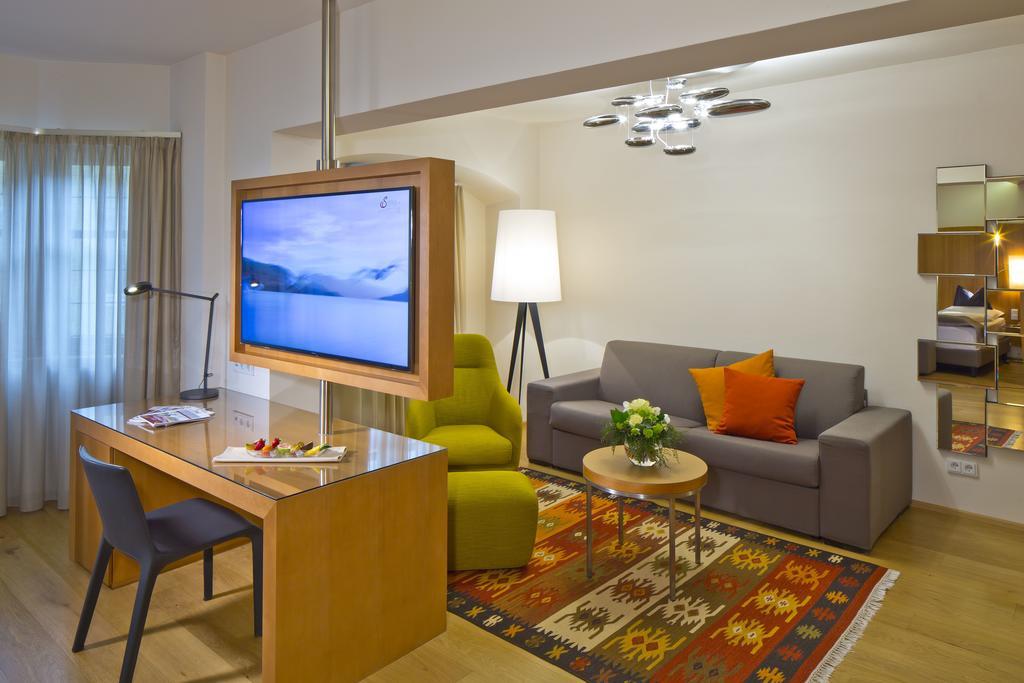 Hotel Maximilian - Stadthaus Penz 4*