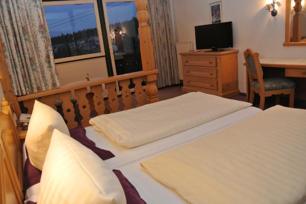 Hotel Gruberhof Igls 3*