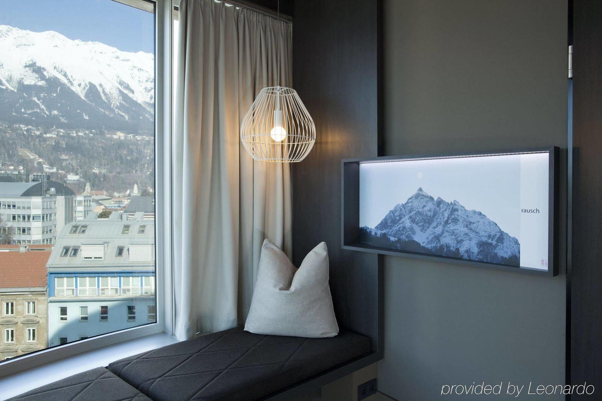 Adlers Hotel 4*