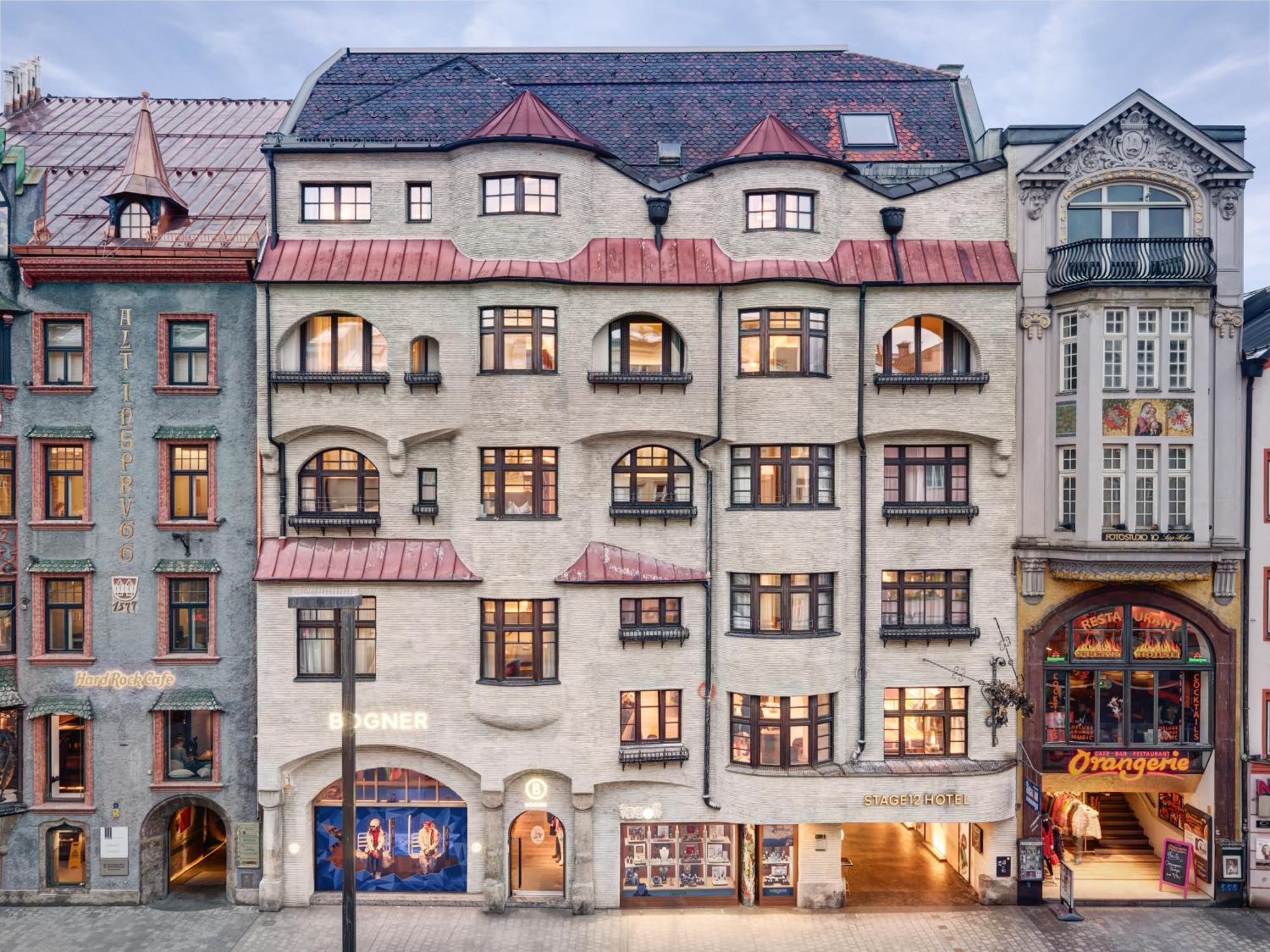 Stage 12 By Penz Hotel