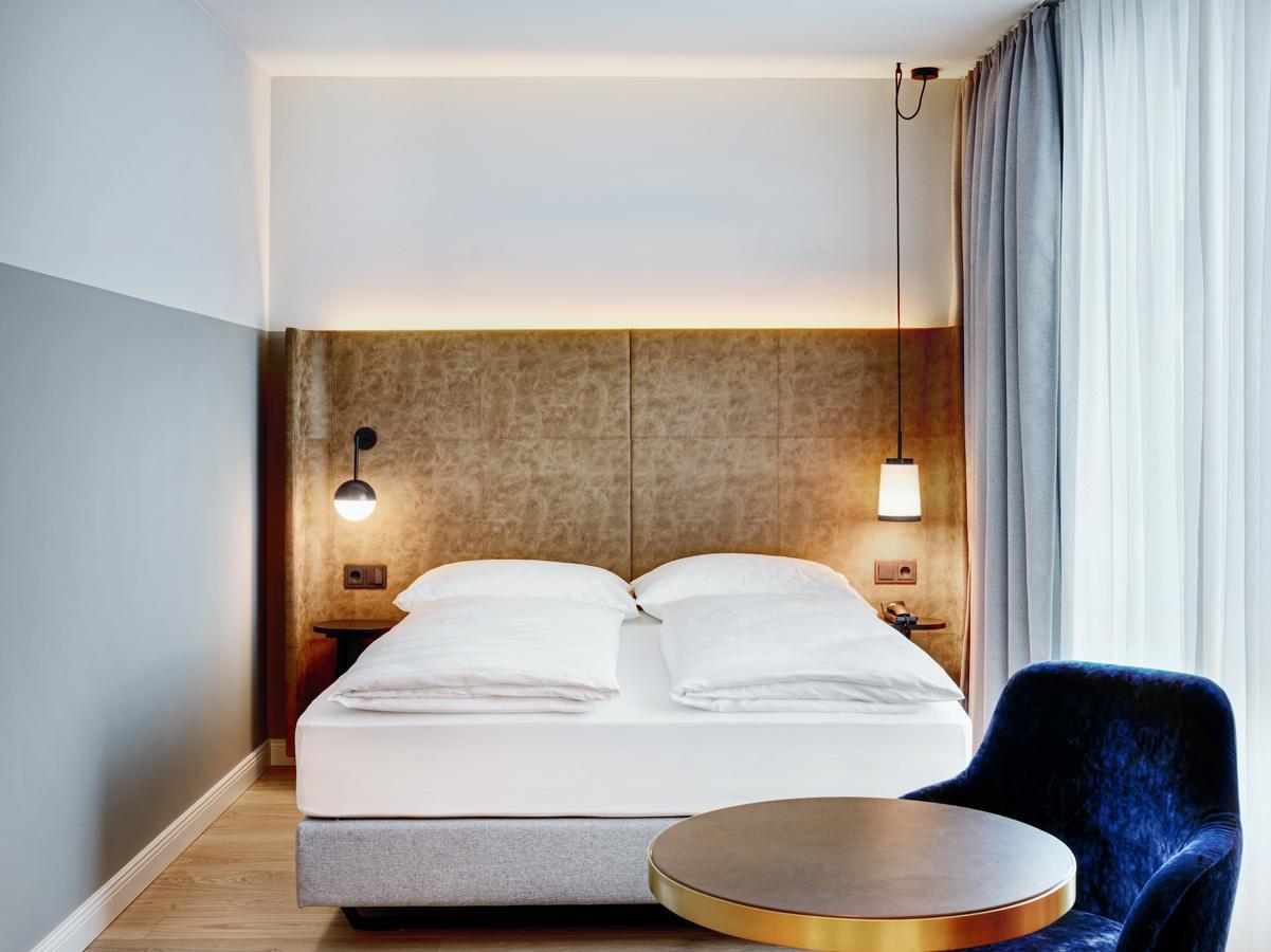 Stage 12 By Penz Hotel