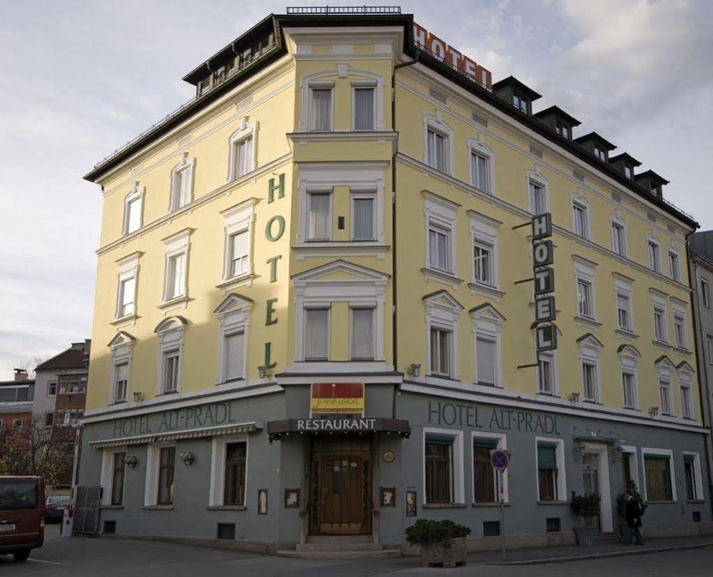 Altpradl Hotel 3*