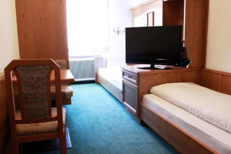 Hotel Altpradl 3*