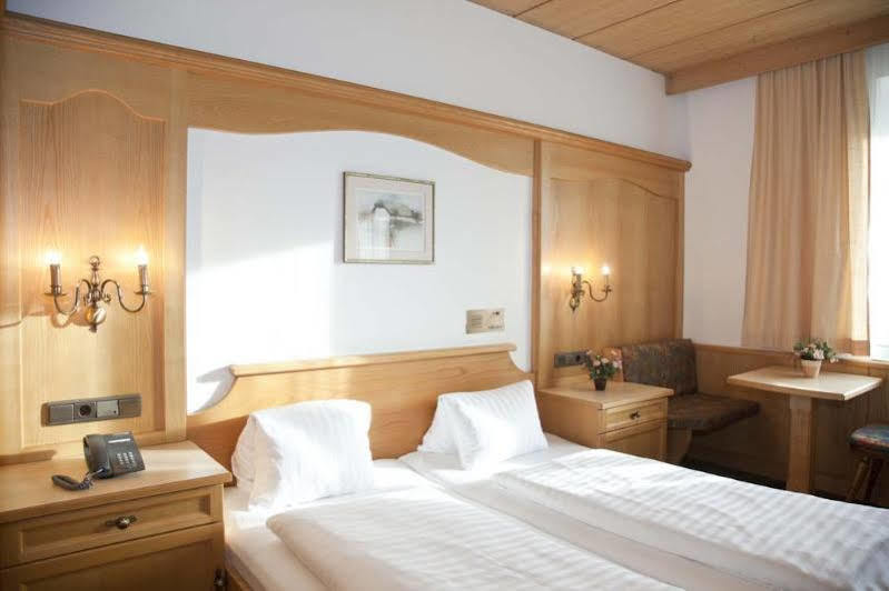 Altpradl Hotel 3*