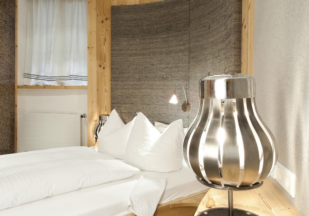 Hotel Boutiquehotel Weisses Roessl 2*