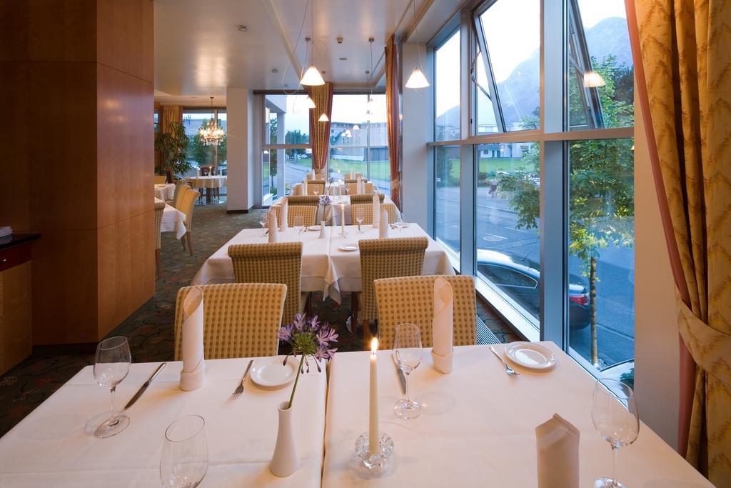Penz West Hotel 4*