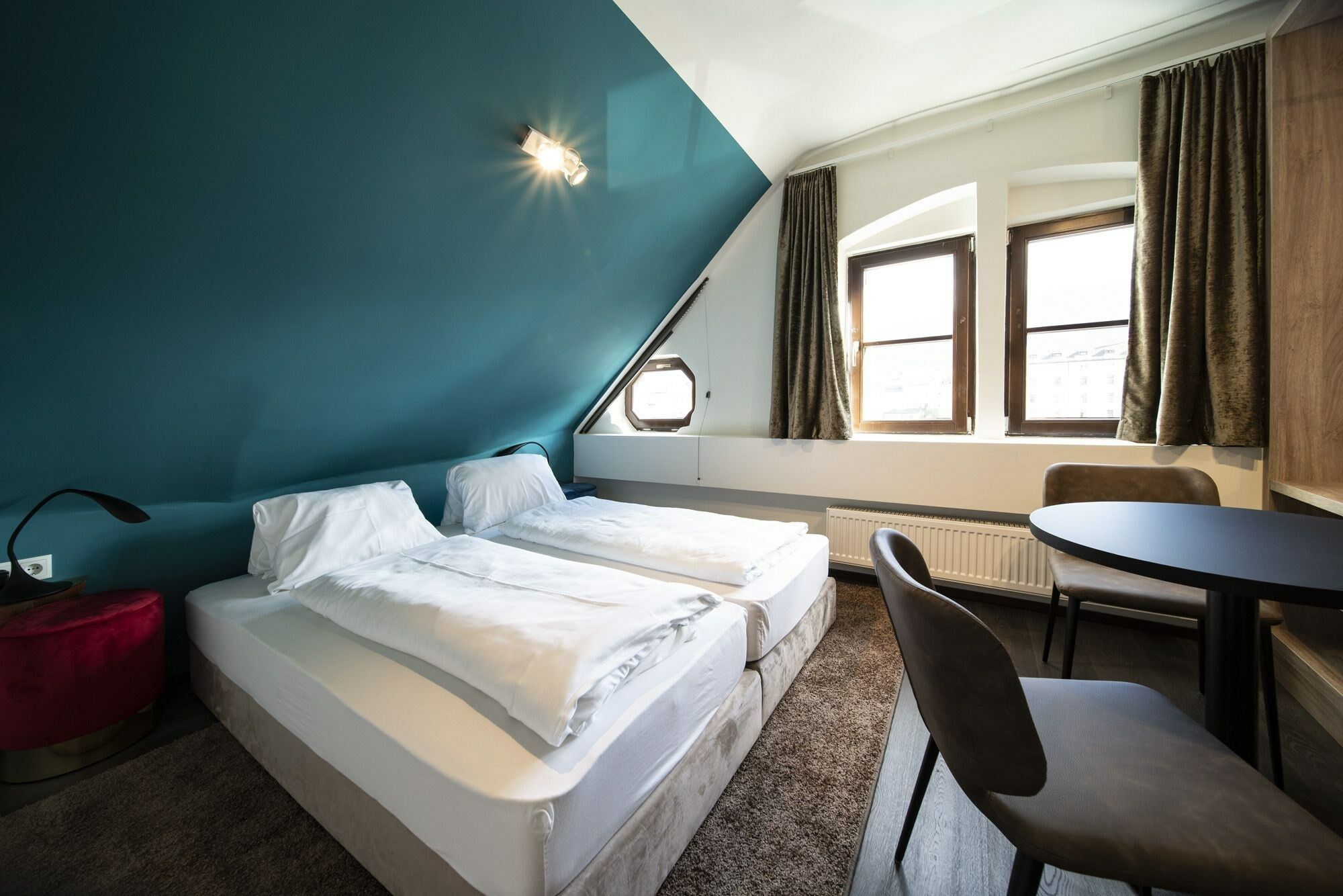 Blackhome Boutique I Contactless Check-in Aparthotel 3*