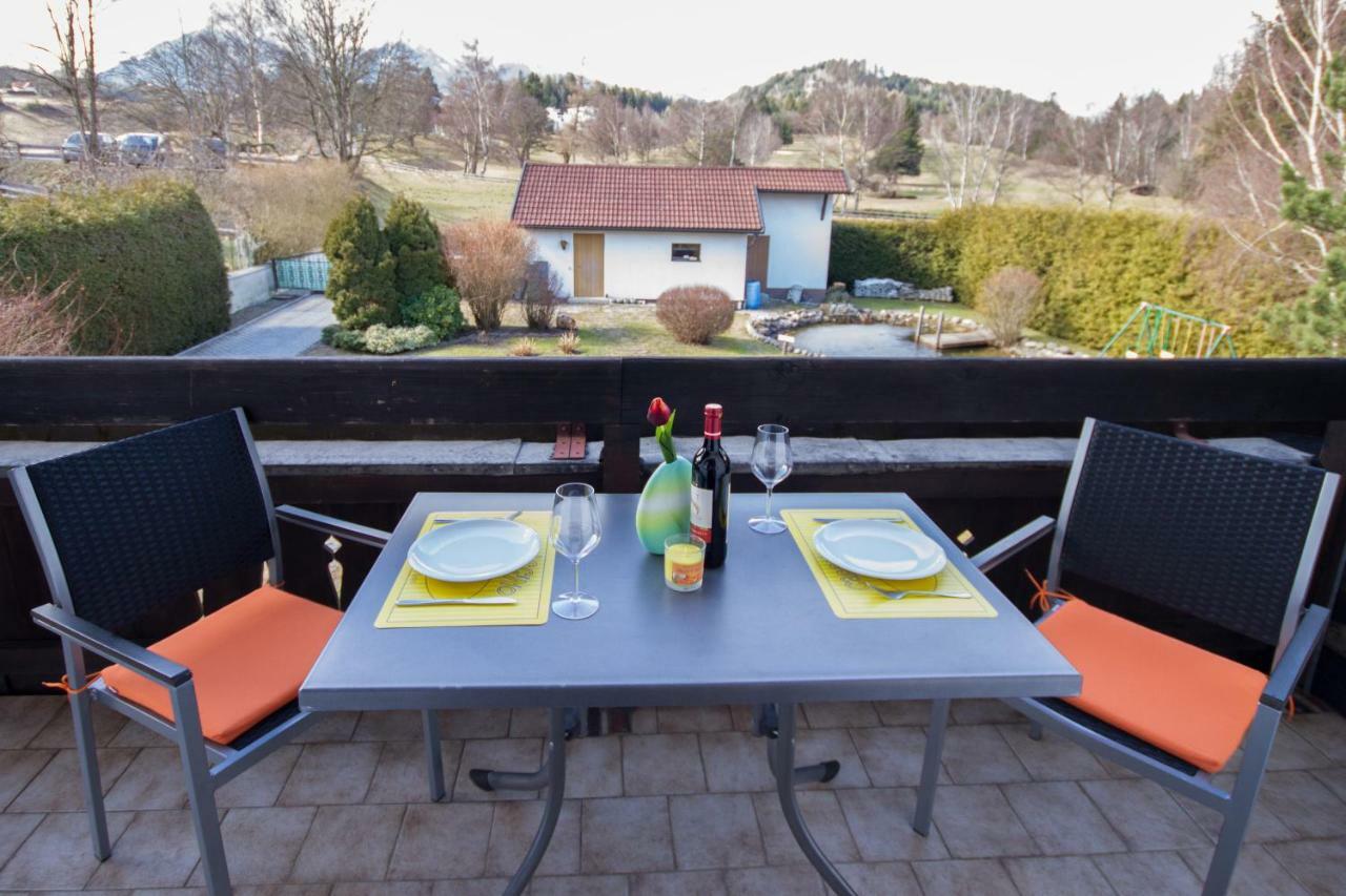 Wessely Am Golfplatz Apartment *