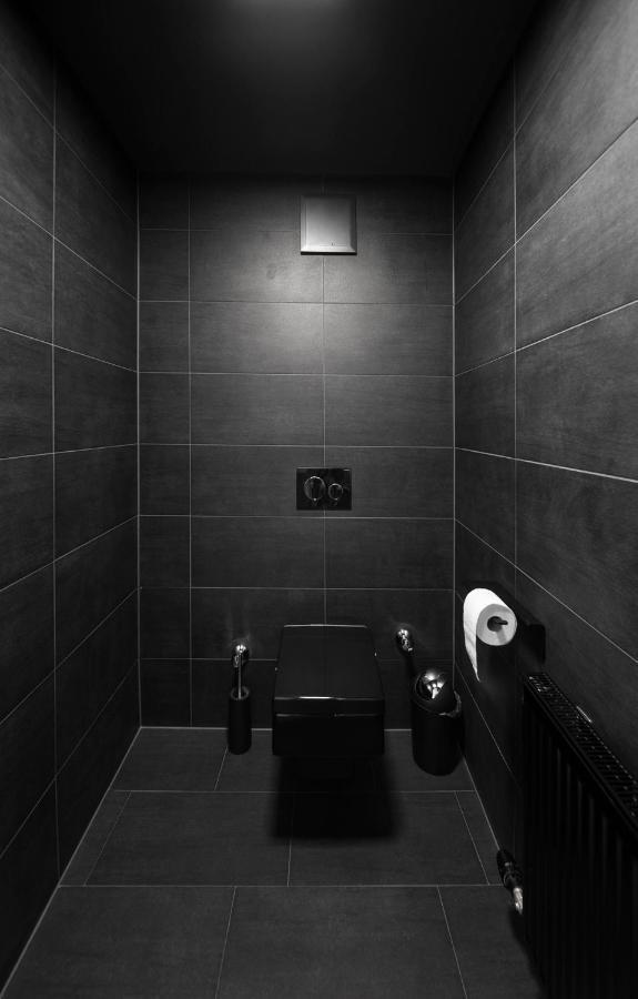 Blackhome East I Contactless Check-in Aparthotel