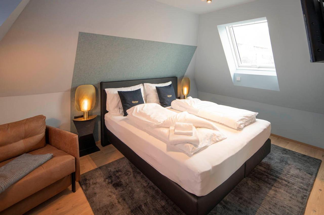 Blackhome East I Contactless Check-in Aparthotel