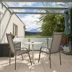 Am sonnigen Waldrand