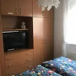Apartment 3 Min Walk To Old Town