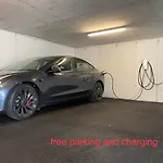 Exklusive Penthousewohnung Mit Tesla-Wallbox In Innsbruck