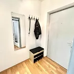 Free Parking - Quiet Apartment With Wi-Fi And Kitchen