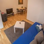 Cozy 1-Bedroom Apartment In Innsbruck Center