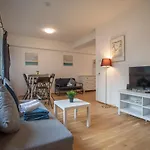 City Center Apartment For 6 Persons!