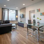 Innsbruck City Apartment + 1 Free Parking Spot
