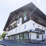 Apartment Deluxe Innsbruck - Mutters