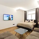 Innsbruck Center Apartments Tirol