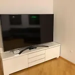 Charmante 2-Zimmer 1 Wohnzimmer Im Zentrum Von Innsbruck, Wifi
