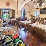 Hotel Goldener Adler, BW Signature Collection