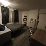 Spacious Room In Modern Flat