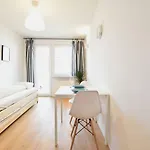 Charmantes Mini-Apartment Mit Guter Anbindung
