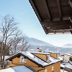 Traditionell-Modernes Haus In Hoetting