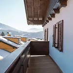 Traditionell-Modernes Haus In Hoetting