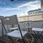 Tyrol Super Deluxe Apartment