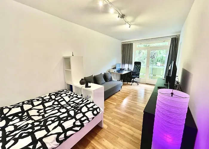 Free Parking - Quiet Apartment With Wi-Fi And Kitchen