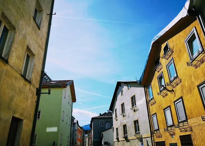 Deluxe Innsbruck Town Studio
