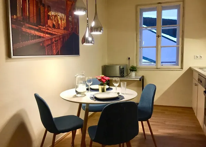 Central Suite