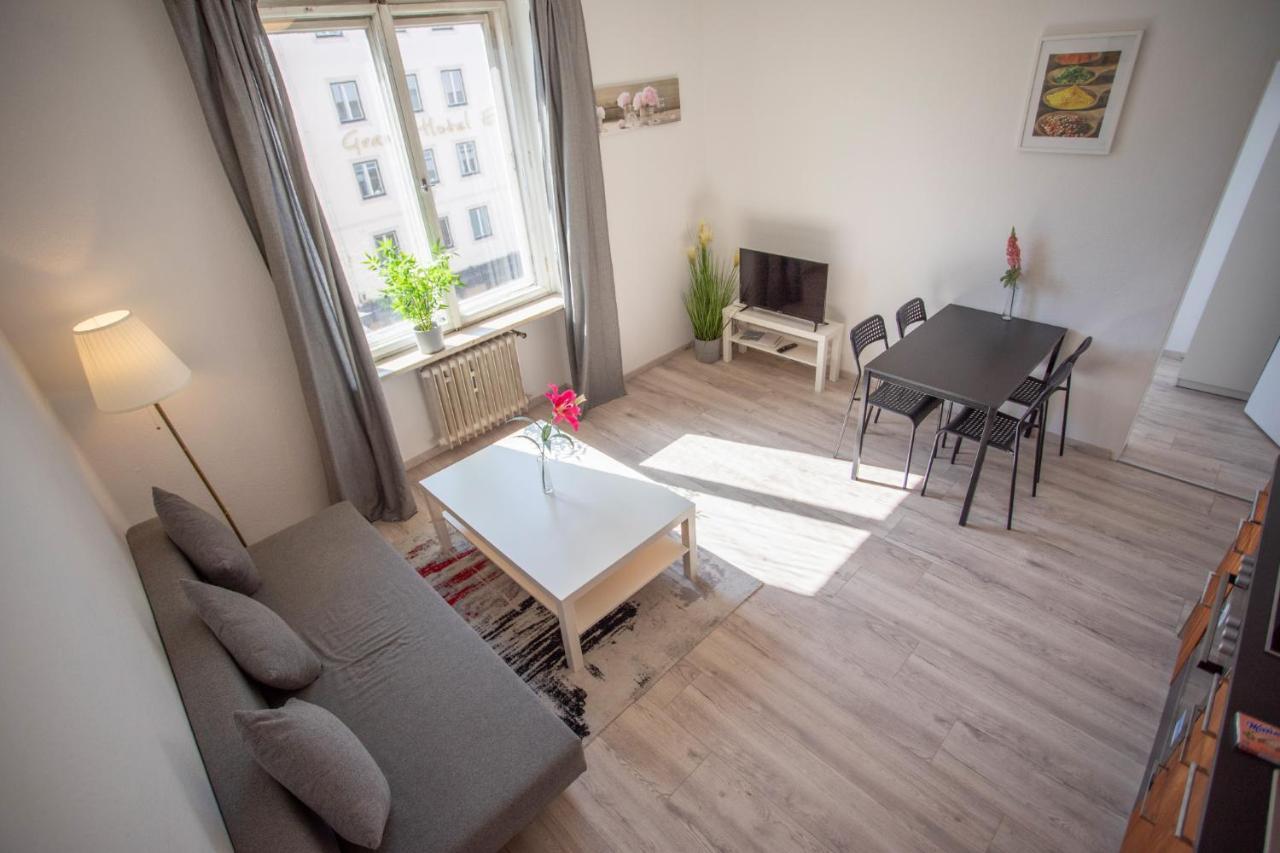 In The Center Apartment *