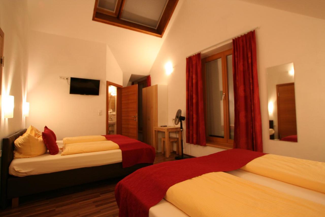 Engl Hotel 3*