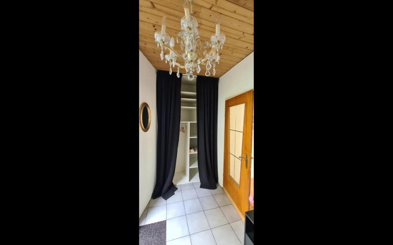 Downtown Apartment *