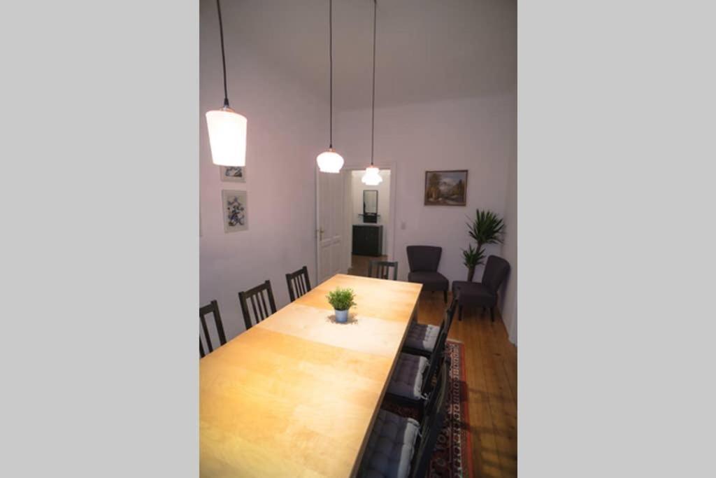 Cosy And Spacious In The Heart Of Apartment
