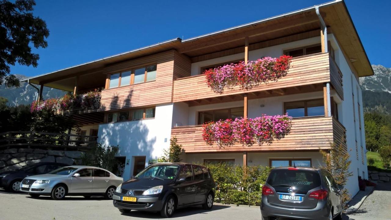 Karlhof Apartment