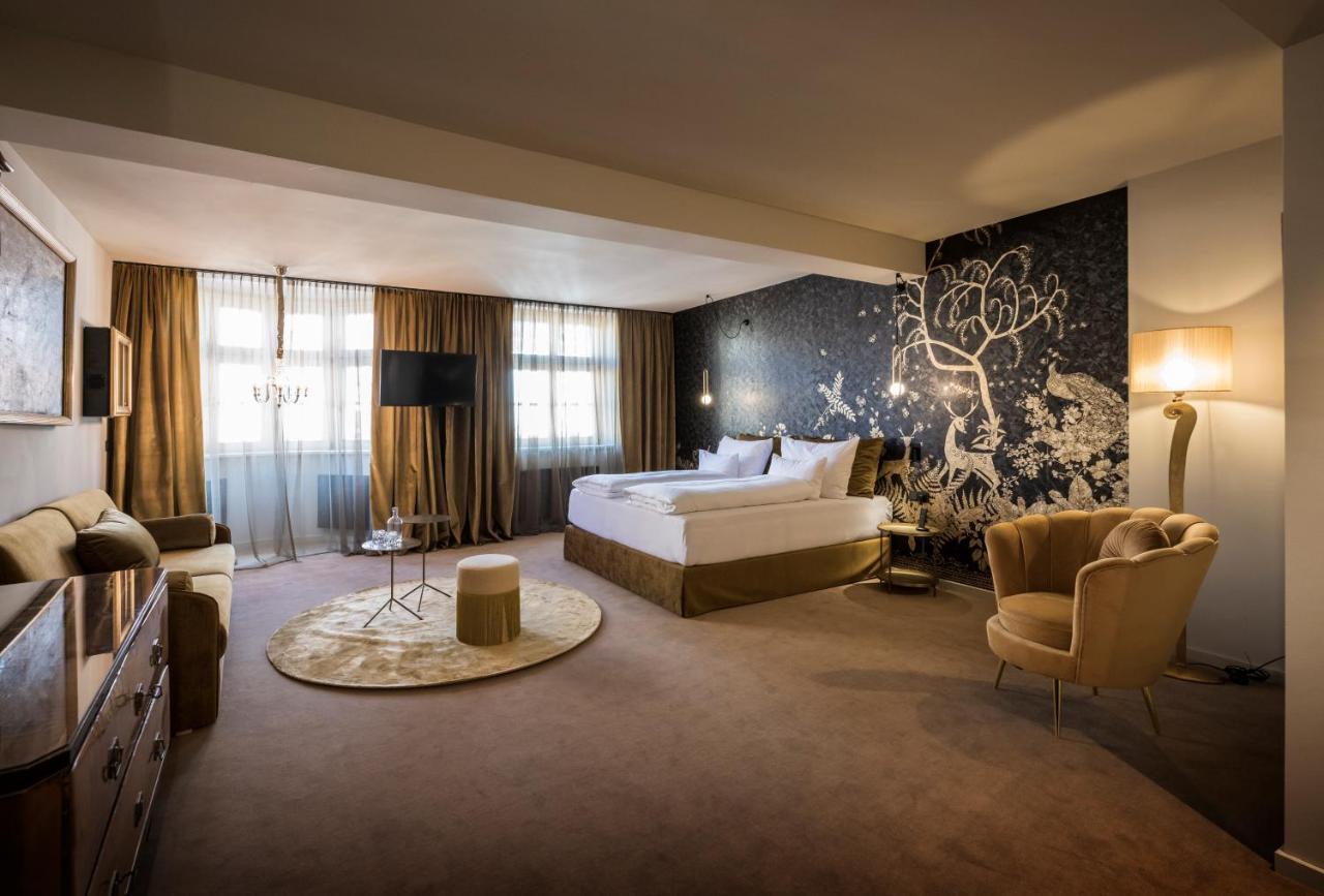 Hotel Altstadthotel Weisses Kreuz 4*