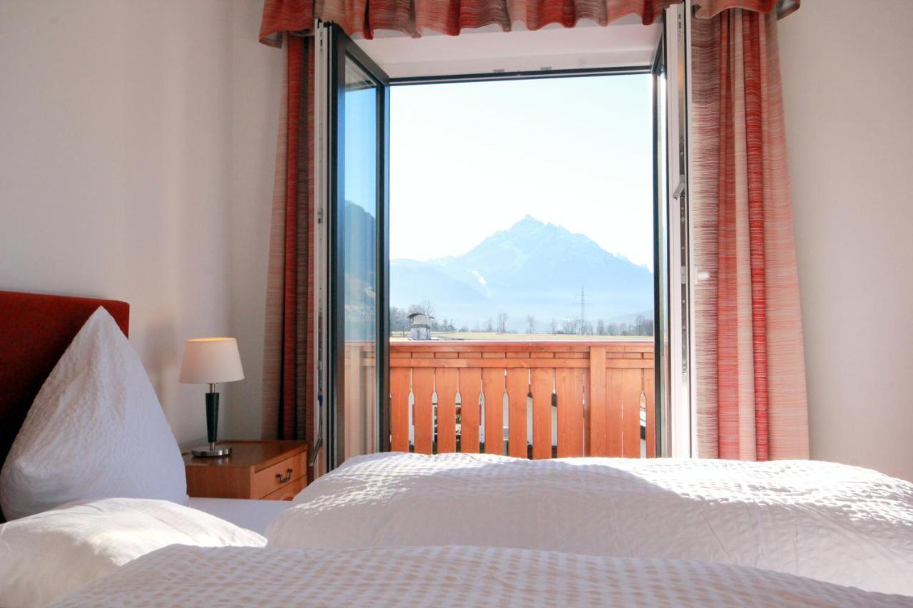 Hotel Sonnenhof - Bed & Breakfast & Appartements Hotel Innsbruck