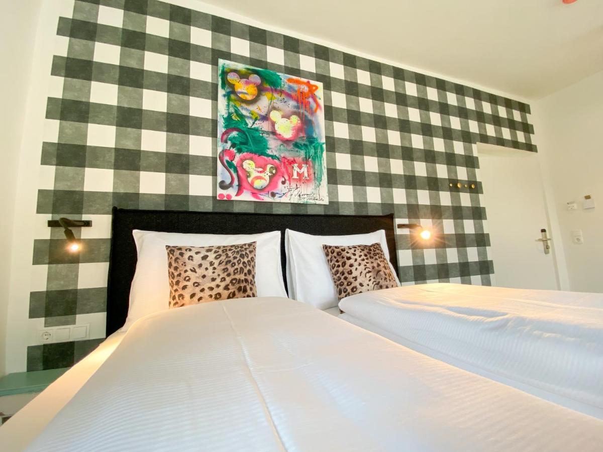Blackhome Vintage Centre I Contactless Check-in Apartment