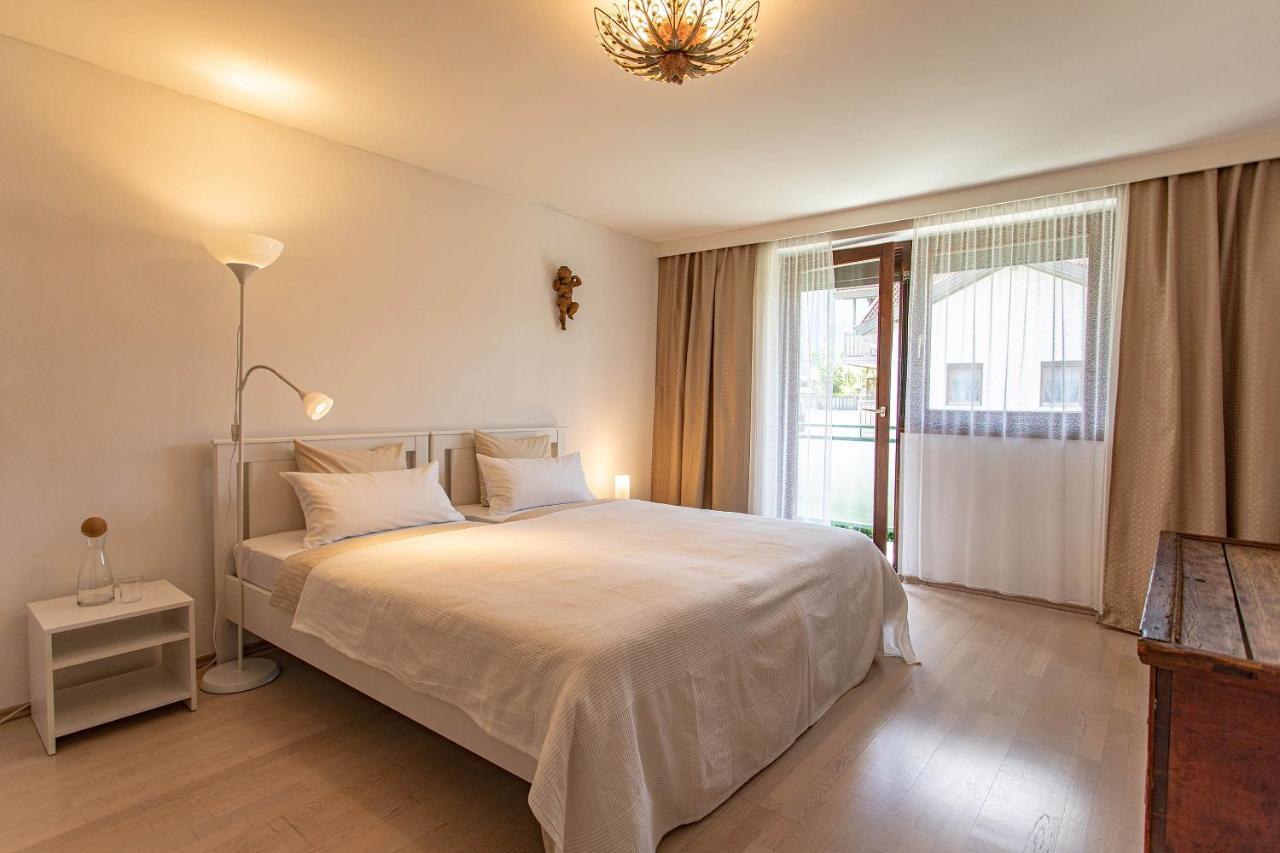 Ferienhaus Almrose Holiday home *