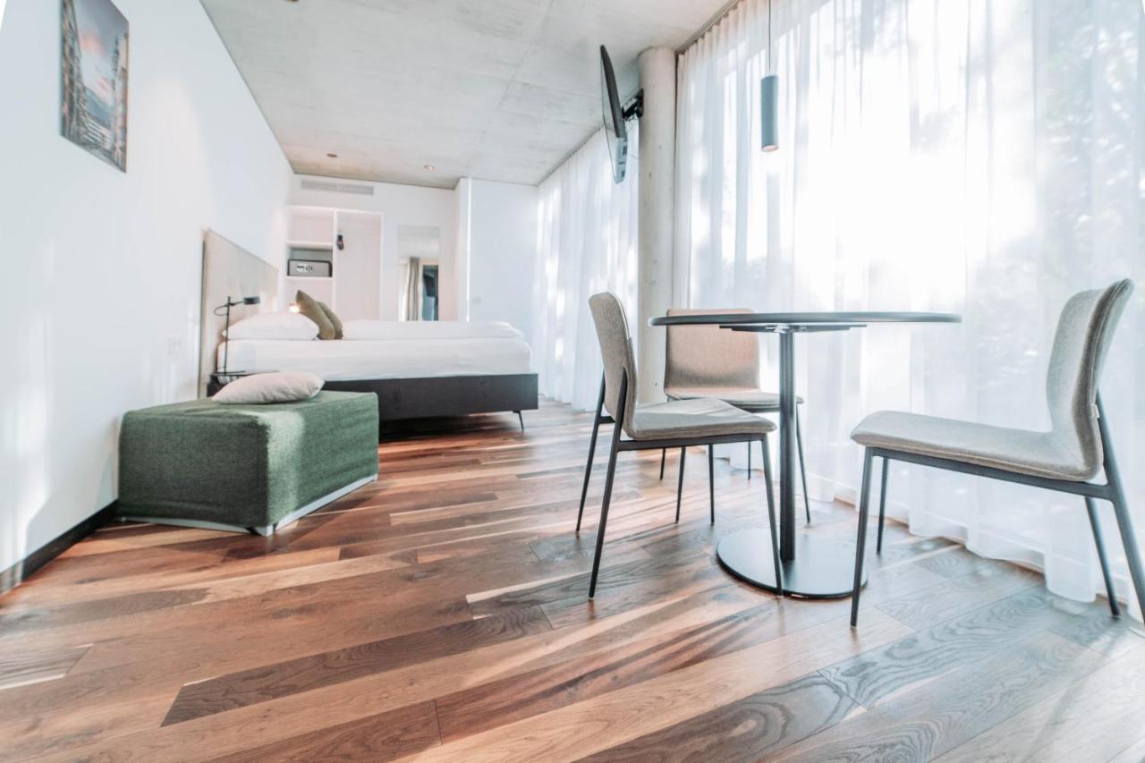 Blackhome South I Contactless Check-in Aparthotel