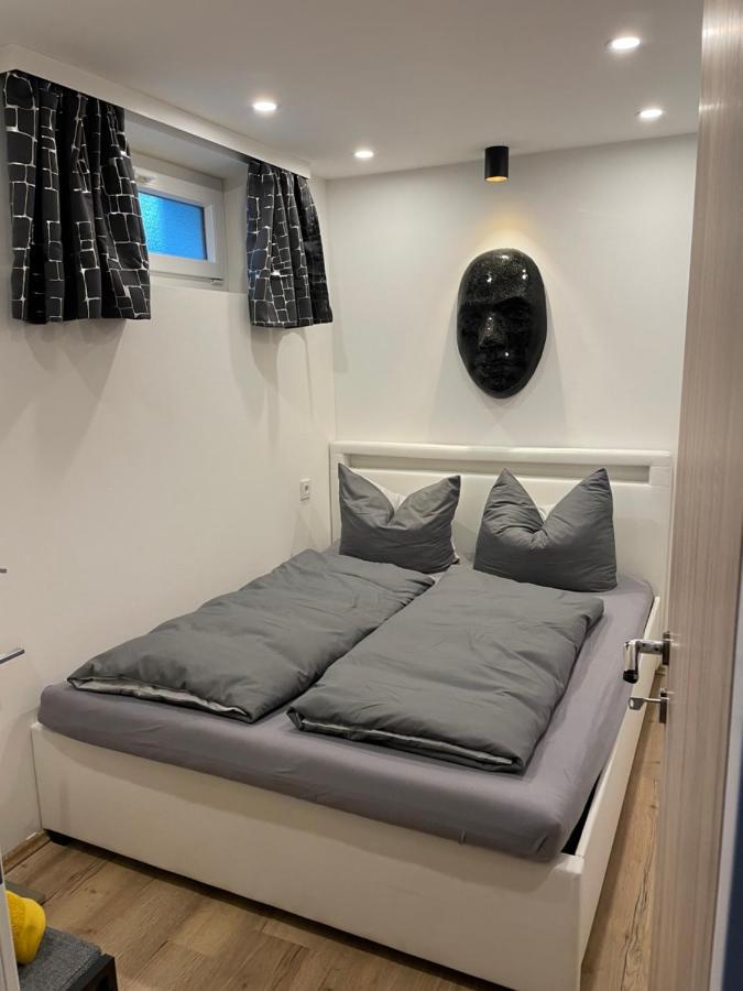 Aussergewoehnliche Kellerloft Apartment Innsbruck
